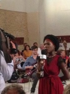 Moonlight Benjamin, l'interview télé surprise