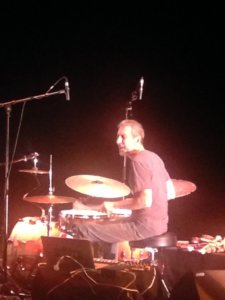 Michele Rabbia, batteur de la Comedia del Arte